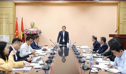 Bộ Y tế họp chuẩn bị công tác Y tế phục vụ Đại hội Đại biểu toàn quốc lần thứ XIV của Đảng