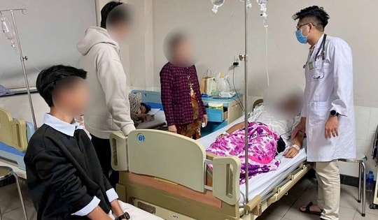 Lâm Đồng tăng cường truyền thông, quản lý thức ăn đường phố sau loạt ca nghi ngộ độc bánh mì