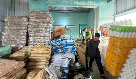 Phát hiện hàng nghìn sản phẩm phân bón không phép ở Khánh Hòa