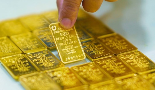 Giá vàng hôm nay ngày 17/12 đảo chiều tăng mạnh