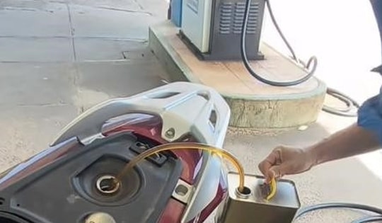 Sau vụ từ chối nhận chuyển khoản, rút lại xăng của khách, địa phương đề nghị đẩy mạnh thanh toán trực tuyến