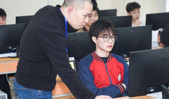 Thi đánh giá tư duy từ lớp 10,11 – xu hướng mới trong hành trình ‘tìm vé’ vào đại học