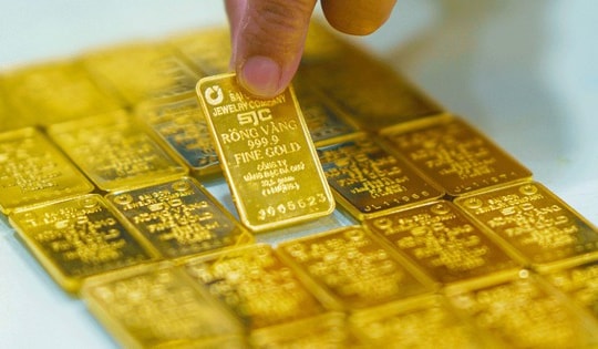 Thủ tướng yêu cầu NHNN Việt Nam khẩn trương đề xuất thành lập Sàn giao dịch vàng quốc gia