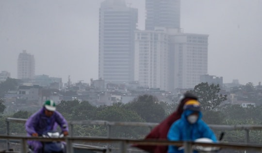 Hà Nội ô nhiễm không khí kéo dài cả ngày