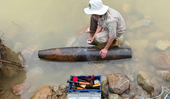 Quả bom chứa đầy thuốc nổ được phát hiện gần chợ ở Huế