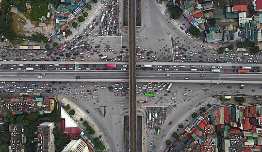 Những nút giao từng 'nghẹt thở' ở Hà Nội được điều chỉnh ra sao, hiệu quả thế nào?