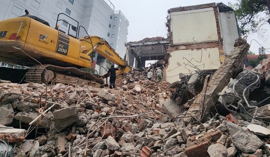 Khắc phục khó khăn, sớm đưa dự án Quảng trường phía Đông hồ Hoàn Kiếm về đích