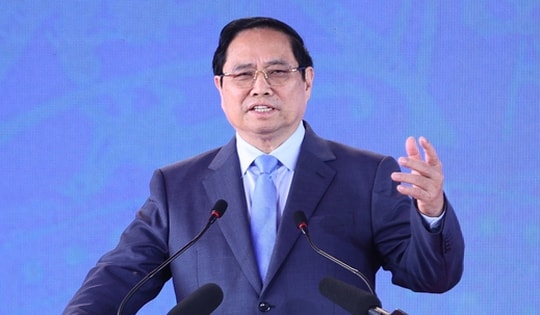 Thủ tướng: Những công trình hạ tầng mang khát vọng 'vươn ra biển lớn, bay cao vào vũ trụ'