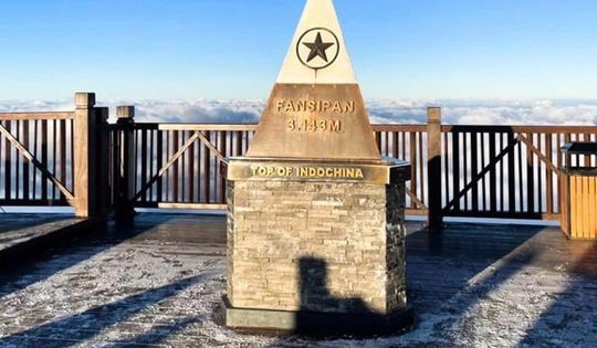 Băng giá phủ trắng Fansifan do nhiệt độ xuống thấp