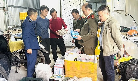 Hơn 1,2 tấn thực phẩm ‘bẩn’ bị phát hiện, thu giữ dịp cuối năm ở Ninh Bình