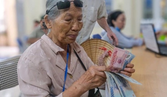 Tin vui cho những người hưởng trợ cấp xã hội tại Hà Nội, được tăng mức hưởng từ ngày 1/1/2026