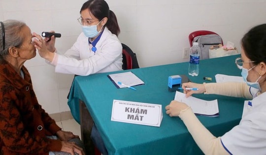 TP Huế: Chăm sóc sức khỏe người nghèo bằng những việc làm cụ thể, thiết thực