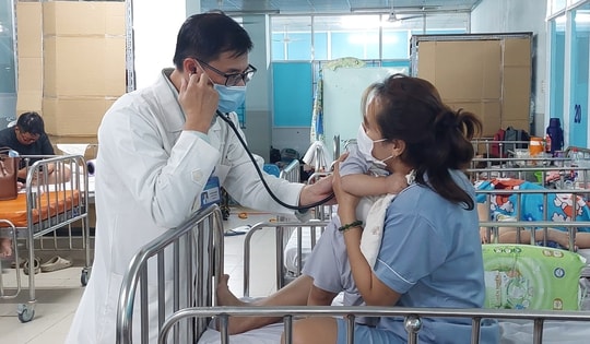 Cảnh giác viêm màng não mô cầu vì bệnh diễn tiến cực nhanh