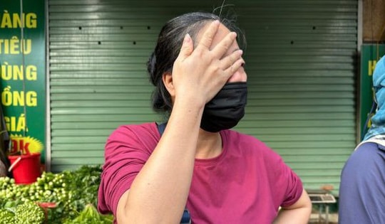 Tiểu thương chợ Xanh bật khóc vì trắng tay sau vụ cháy lớn khi Tết đã cận kề