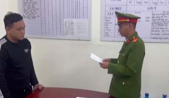 Mua ứng dụng ngân hàng giả rồi lừa tiền nhiều người