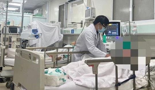 Nhiều người nhập viện do ngộ độc methanol từ rượu ngâm