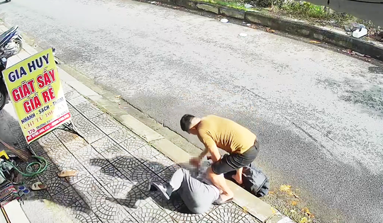 Điều tra vụ người phụ nữ bị tấn công giữa đường ở Đà Nẵng