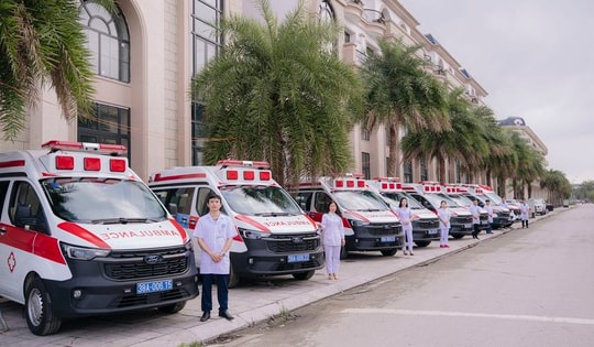 Hà Tĩnh tiếp nhận nhiều 'phòng cấp cứu di động'