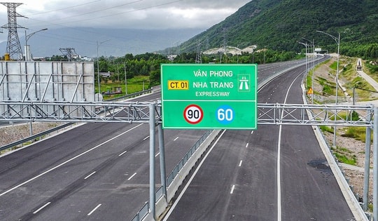 Cao tốc Vân Phong - Nha Trang còn 4 kiến nghị ‘treo’, Cục Đường bộ yêu cầu xử lý gấp
