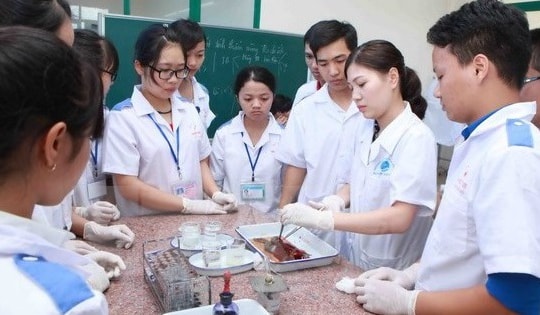 Từ 2026, ngành sức khỏe được ưu tiên đào tạo trong Đề án nhân lực dân tộc thiểu số