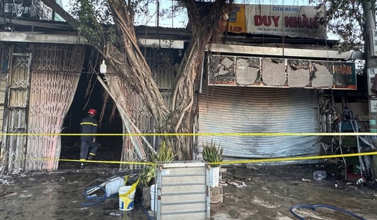 Cháy nhà ở Đắk Lắk làm 4 người trong một gia đình tử vong