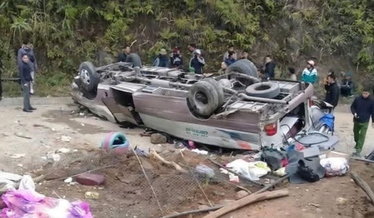 Thủ tướng chỉ đạo khẩn trương khắc phục hậu quả vụ TNGT đặc biệt nghiêm trọng tại Lào Cai