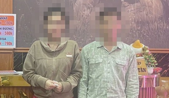 Bắt quả tang 2 nữ nhân viên quán massage bán dâm cho khách