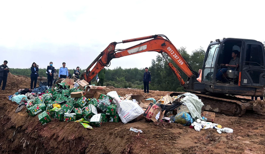 Quảng Trị: Tiêu hủy hàng ngàn sản phẩm là mỹ phẩm, thực phẩm chức năng