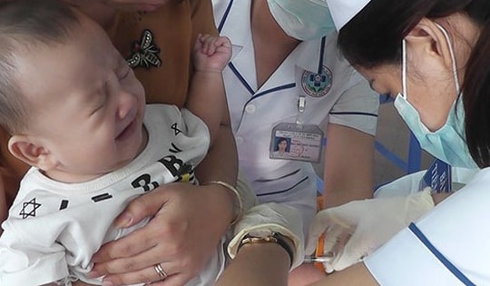 Thủ tướng chỉ đạo tăng cường tiêm vaccine, chủ động phòng, chống bệnh bại liệt