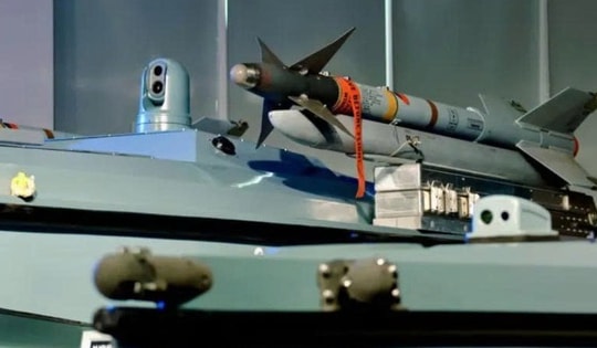 UAV mang tên lửa của Ukraine khiến trực thăng Nga không dám áp sát?