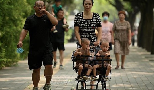 Trung Quốc đánh thuế bao cao su nhằm thúc đẩy tỷ lệ sinh