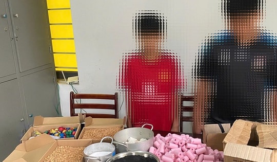 Ngăn chặn 2 thiếu niên có ý định tự chế pháo nổ