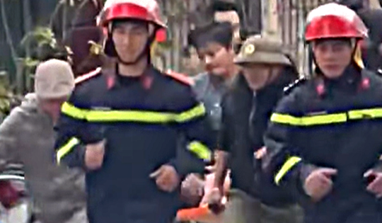 Xảy ra vụ nổ nghi do pháo tại Phúc Thọ, Hà Nội khiến 3 người thương vong