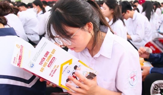 Những sai lầm phổ biến của phụ huynh khi định hướng ngành nghề cho con