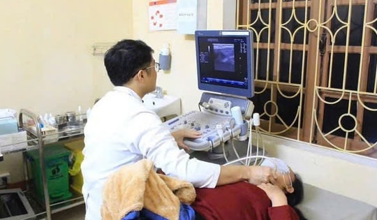 Trường hợp nào nhân viên y tế được hưởng 100% phụ cấp ưu đãi nghề?