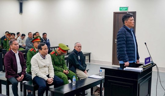 Nhận hối lộ hơn 5 tỷ đồng, cựu Giám đốc Ban QLDA tỉnh Đắk Lắk bị đề nghị 9-10 năm tù