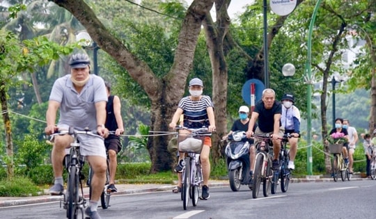 Chuyên gia đề xuất hàng loạt ưu đãi cho phương tiện giao thông xanh