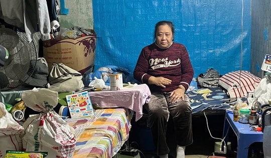 Xóm chạy thận Hà Nội co ro trong giá rét