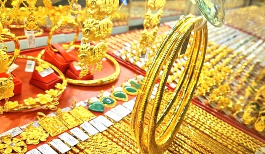 Giá vàng hôm nay ngày 7/1 đảo chiều giảm rất mạnh
