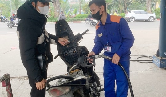 Giá xăng có thể tiếp tục giảm trong kỳ điều hành đầu tiên năm 2026