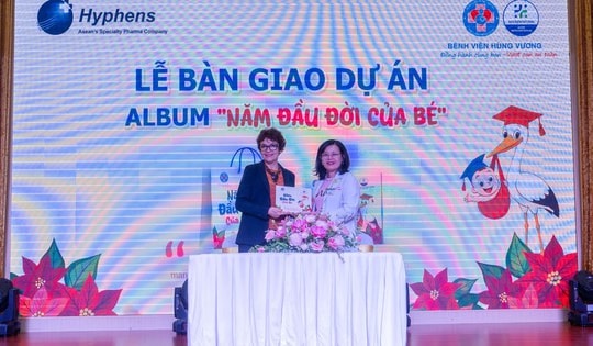 Album 'Năm đầu đời của bé' - Món quà ý nghĩa cho mẹ & bé tại Bệnh viện Hùng Vương