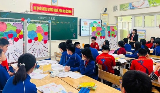 Bao giờ giáo viên được hưởng phụ cấp ưu đãi nghề 70%?