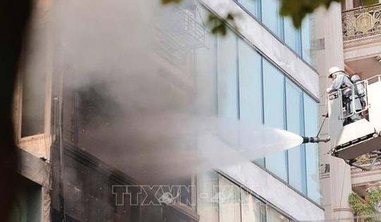 Thăm hỏi, hỗ trợ gia đình người bị nạn tại vụ cháy phường Hà Đông