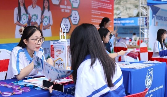 Gần 60 trường đại học thu hẹp hoặc dừng xét học bạ độc lập