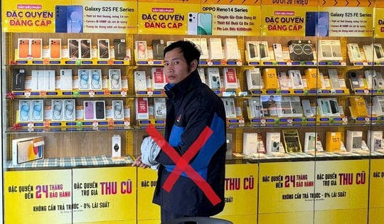 Nửa đêm đột nhập cửa hàng Thế Giới Di Động trộm nhiều điện thoại đắt tiền