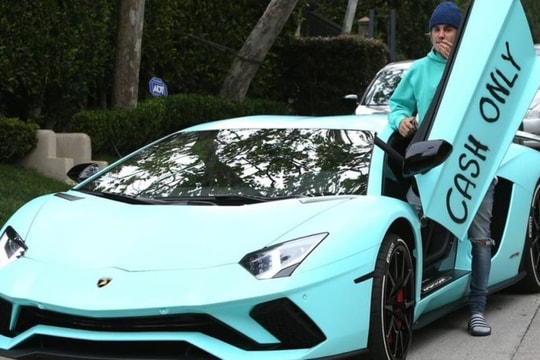 Top 7 siêu xe đắt giá của ngôi sao nhạc pop Justin Bieber