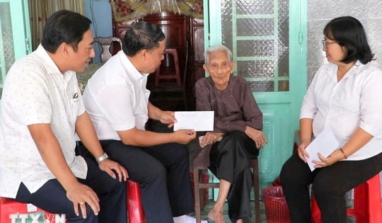 Hơn 5,88 triệu người được tặng quà nhân dịp Đại hội XIV của Đảng và Tết Bính Ngọ