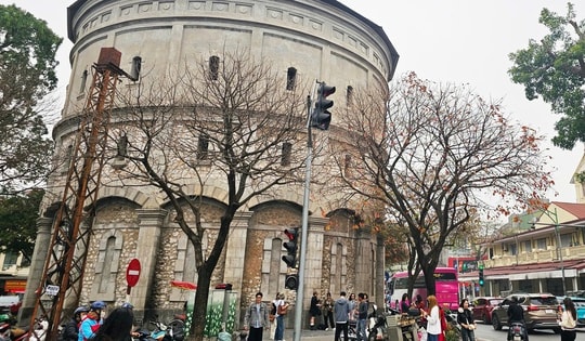 Miền Bắc nắng hanh trước khi đón đợt rét đậm kèm mưa