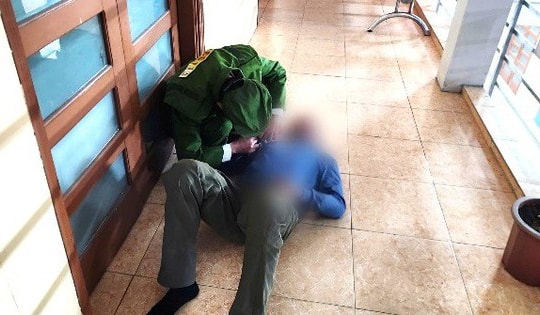 Cảnh sát 113 giải cứu bệnh nhân biểu hiện loạn thần, định tự vẫn