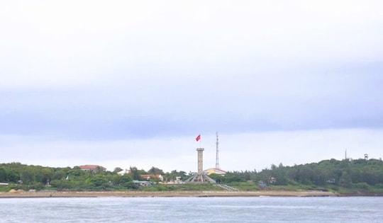 Quảng Trị đề xuất được tổ chức bầu cử sớm trên đảo Cồn Cỏ nếu thời tiết xấu